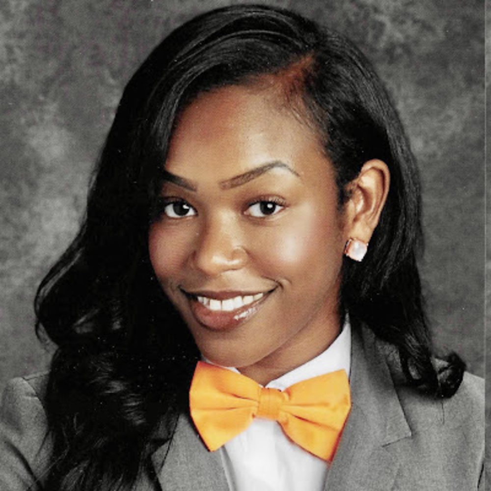 Meet your Posher, Claudette